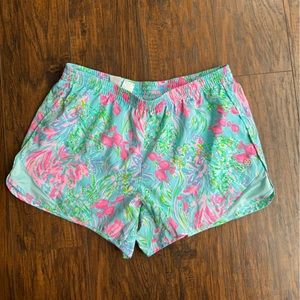Lilly Pulitzer Luxletic shorts Best Fishes 🐠